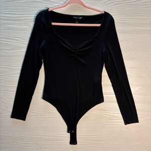 Banana Republic Black Long Sleeve Bodysuit Sweetheart Neckline Ribbed Size M